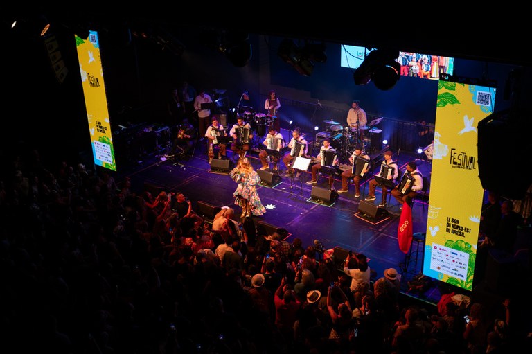 7b401df6-4a78-4037-8349-b33aba4e9826