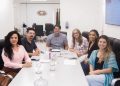 Leo Bezerra anuncia convocação de 97 aprovados no concurso da Educação e chega à marca de 500 novos profissionais