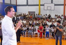 Lucas Ribeiro inaugura ginásio em Patos e acompanha avanços na saúde com novos equipamentos